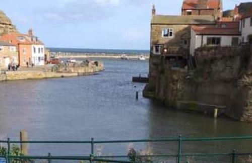 Mad Alice's Cottage, Saltburn - Foto 24