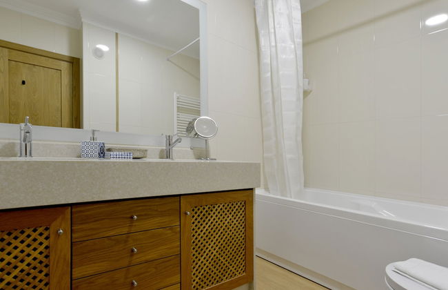 Gorgeous Beach Flat - Photo 14