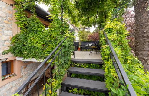 2 Bedroom Cozy Apartment In Porec - Foto 12