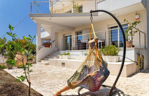 Luxury Seafront Villa with Rooftop Pool & Stunning Sea Views - Foto 55