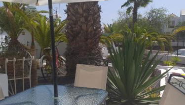 Apartment duplex -The Sunny Hut - swimming pool - Free Wifi & AC- Residence Las Marinas - Foto 3