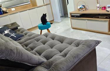 Sobrado amplo bem localizado em cascavel 1 suíte mais dois quartos ate 5 pessoas - Photo 2