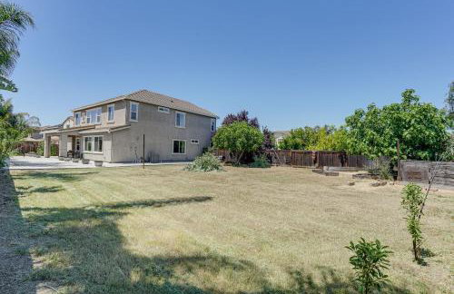 4 Mi to The Streets of Brentwood Home with Fire Pit - Foto 25