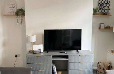 Slick Space for a Wigan Stay - 5 Minutes from M6 and M58 Motorways - Foto 8