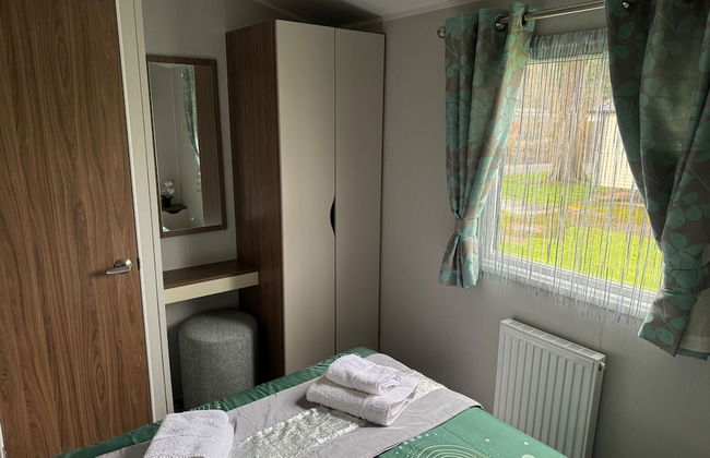 Haggerston Castle - Caravan - Sleeps 6 - Parking - Foto 5