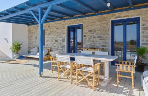 Blue and Green in Luxury - Photo 6