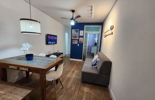 Charmoso apartamento perto da praia - Foto 1