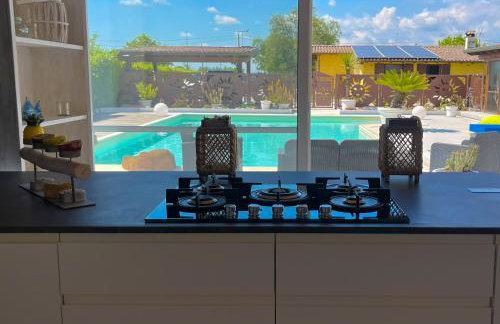 VILLA A CASA DI BETTY - Spacious & Bright Apartment with Private POOL - An Oasis of Peace to relax and recharge - Foto 12