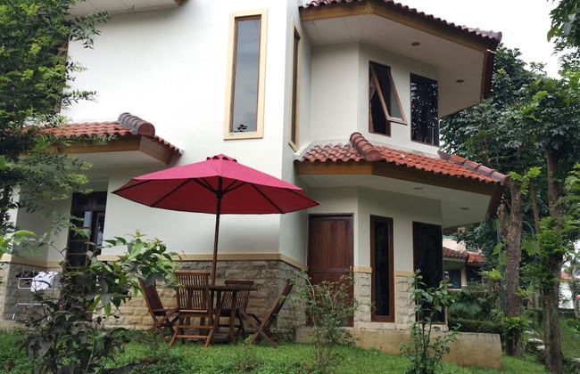 Villa Sabrina Bumi Ciherang - Photo 20