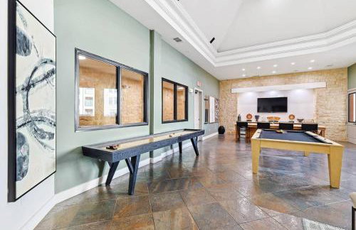 Modern 2B Close to The Star Toyota HQ Legacy West - Foto 39