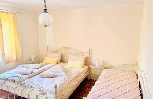 Spacious Stone Villa with Sea Views - Foto 13