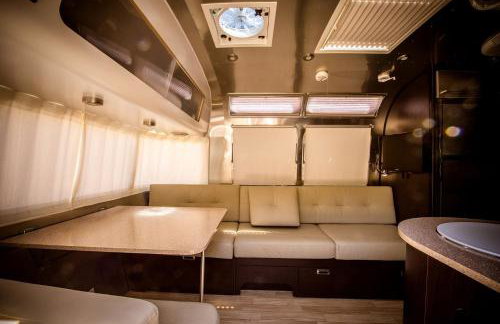 Pristine Airstream Nestled on a Beautiful Ranch in Southern California - Foto 35