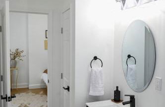 St. Louis Luxury Home 3BR/3.5BA Near Everything - Foto 19