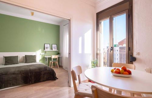 Sunny Apt Barcelona 22 - Foto 1