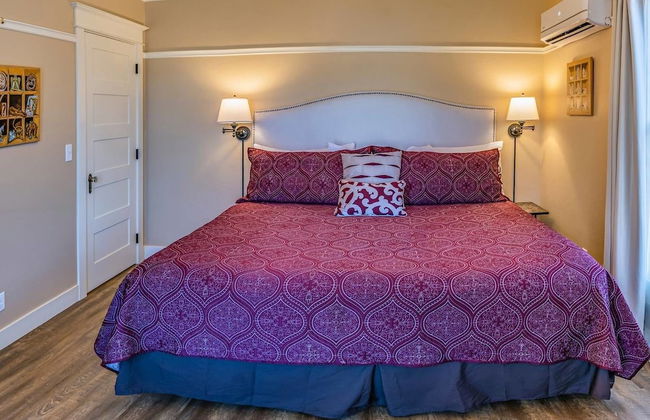 Redtail Suites ~ Entire Home ~ Sleeps 12 ~ Tesla Station - Foto 8