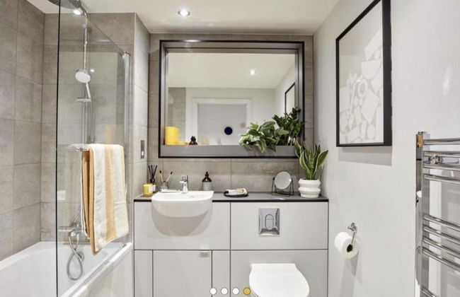 Captivating 2-bed Skyview Apartment in Leeds - Foto 15