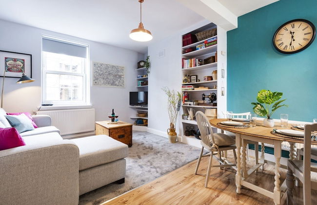 Lovely Portobello Apartment near Westbourne Park - Foto 1