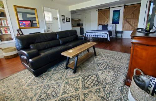 Waterfront Getaway in Historic Bristol - Foto 16