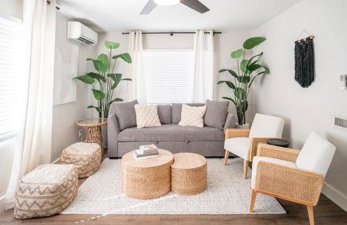 Family Friendly Home by Downtown with 3 Beds - Foto 1