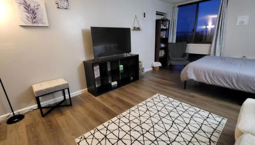 Cedar Lodge Condo with Lake Winnipesaukee Views; close to Weirs Beach!! - Foto 3