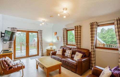 Lord Galloway 35 with Hot Tub - Photo 15