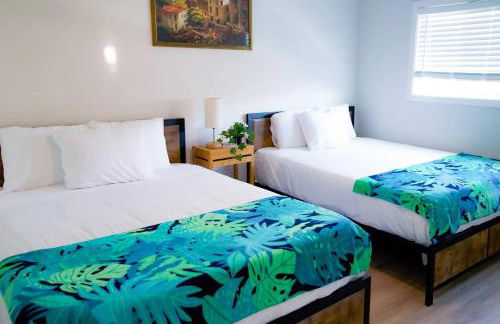 Vegas Hideaway with Jacuzzi & Pool by Strip - Foto 21