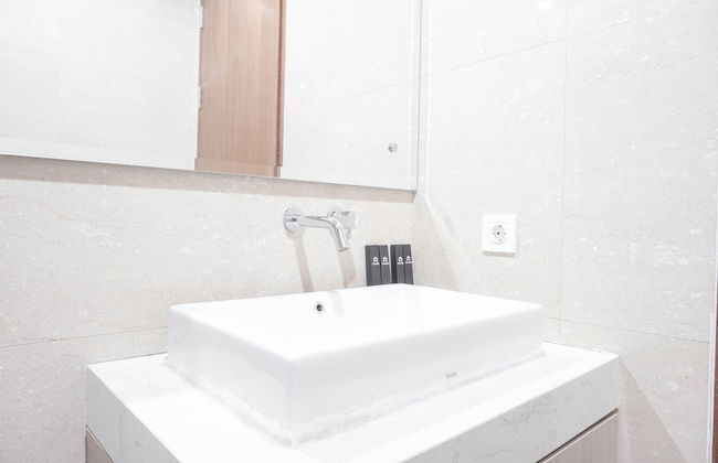 Nice and Elegant 2BR Apartment at Veranda Residence Puri - Foto 17