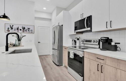 Elegant 3BR Home w/ Rooftop • 5 min to Downtown - Foto 19