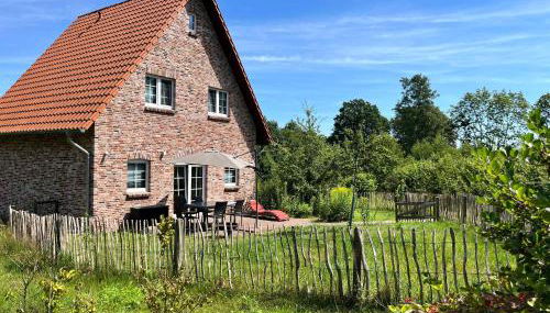 Bispinger-Heidezauber-Haus-Weissdorn - Foto 2