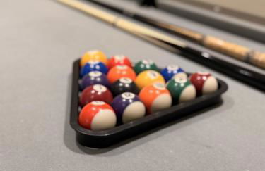 Spacious 3-Bed House with Private Yard - Foto 14