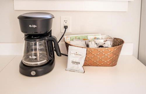 Contemporary 3-Bedroom Home with Balcony in RVA - Foto 8