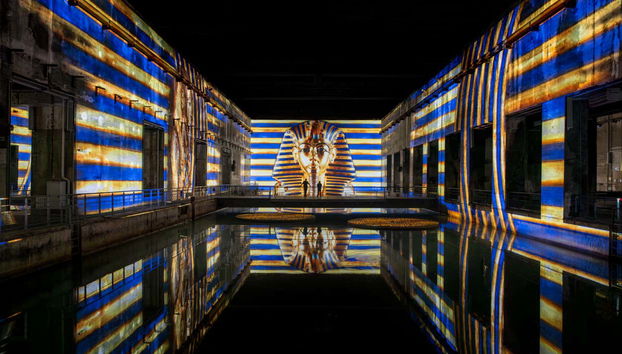 Be transported to Tutankhamun's burial site