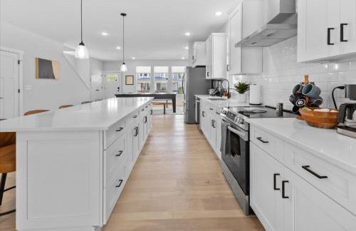 Lux House & Carriage house Furnished for Comfort - Foto 19