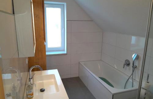 Schöne Wohnung zum Entspannen - Foto 23