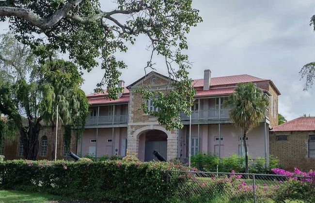 Visita guidata della Guarnigione Militare - Foto 4