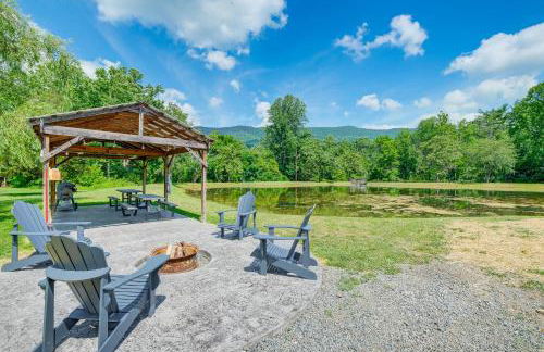 Mtn Views and Idyllic Setting! Clifton Forge Retreat - Foto 1