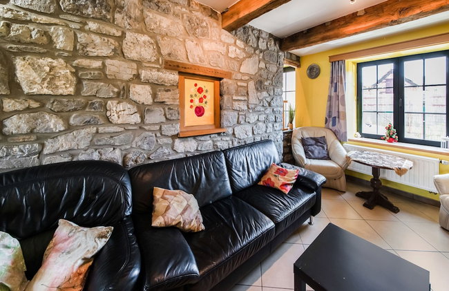 Stone Cottage with Sauna & Hot Tub near Cave of Lorette in Rochefort - Photo 21