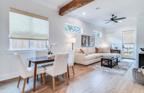 Brand New Designer Townhome in the Middle of Town - Foto 6