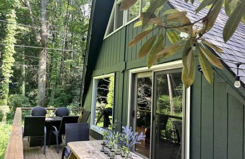 Cozy Cottage w Hot Tub, 5 min walk to Main St - Foto 4