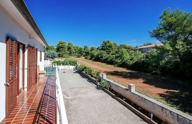 Spacious First Floor Accomodation With 2 Apartments, Near the Beach - Foto 29