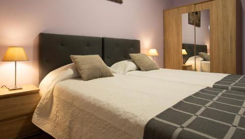 Village Center Two Bedroom Apartment - Foto 1