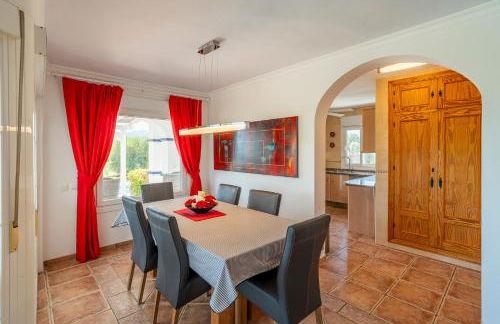 Las Alondras stunning lake views - Foto 13