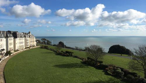 Clifton Views - Photo 3, Garden