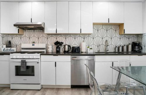 Marbella Lane - Serene and Pristine 2BR Home - Foto 8