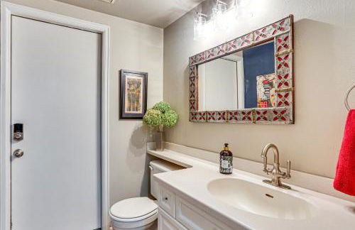 Spacious Family Home with Deck and Yard in Littleton! - Foto 25