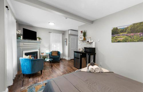 TuckAway Suites at East Branch - Foto 121