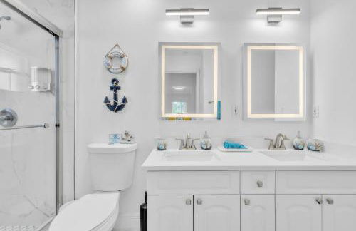 Gorgeous Lake Worth Beach House 4 Bedroom Home by RedAwning - Photo 52