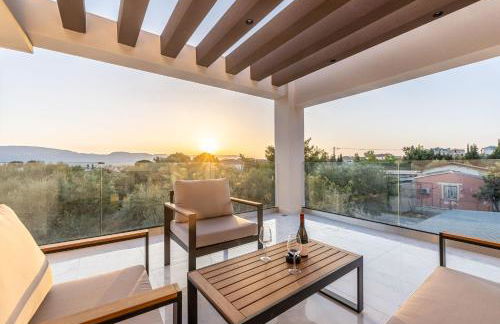 Infinity Holiday Villas - Private Pool, close to Kalamaki Centre, by ZanteWize - Foto 5