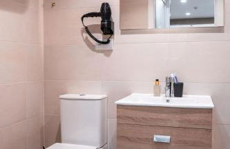 Emily Suites - Photo 48