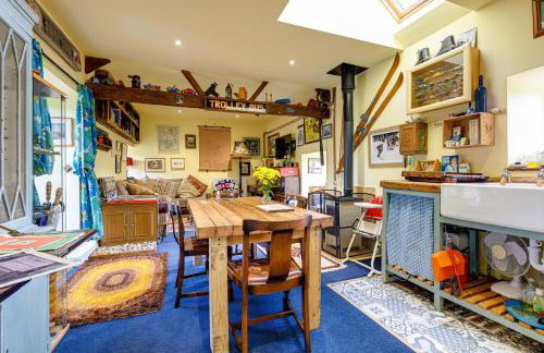 Family Country Cottage With a Private Valley View - Foto 22